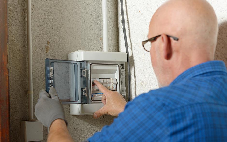recherche travail électricien bâtiment Lognes